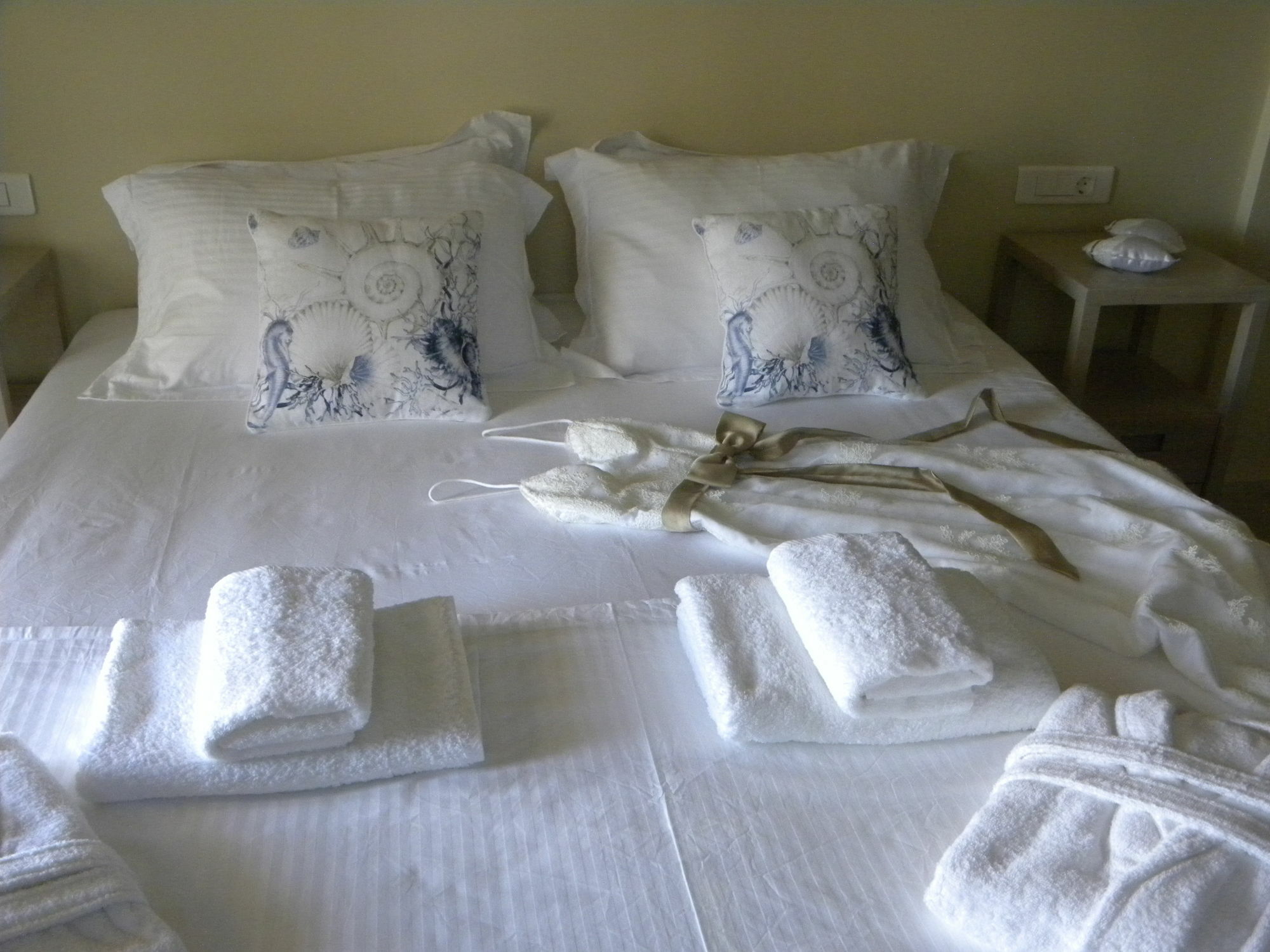 Konstantina Studios Alonnisos Town Екстер'єр фото