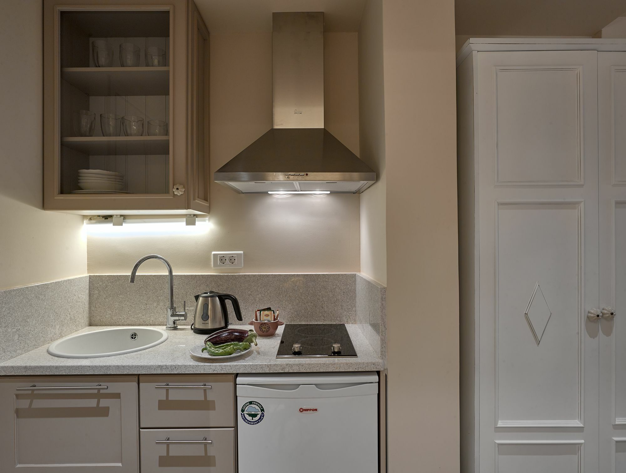 Konstantina Studios Alonnisos Town Екстер'єр фото