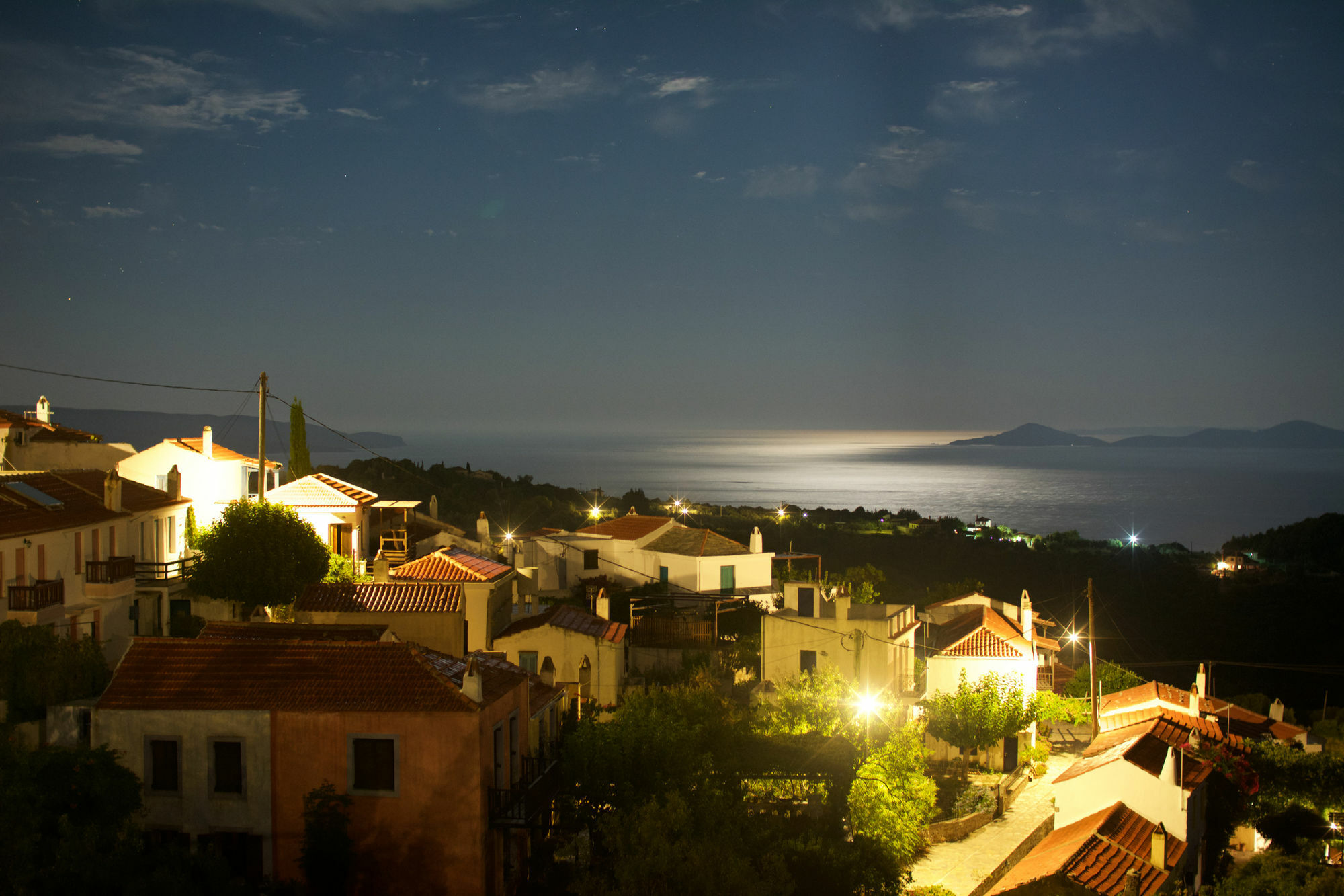 Konstantina Studios Alonnisos Town Екстер'єр фото