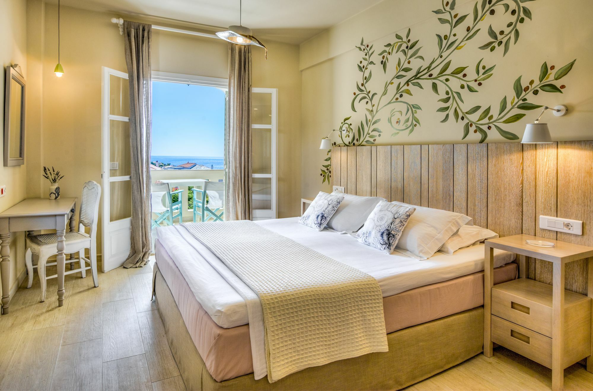 Konstantina Studios Alonnisos Town Екстер'єр фото